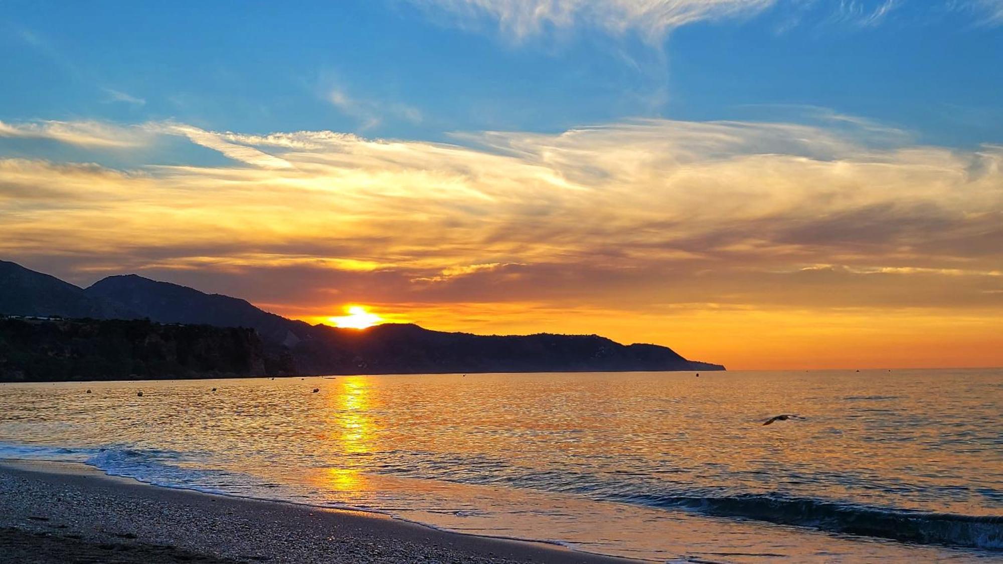Apartamentos Nerja Bahia المظهر الخارجي الصورة